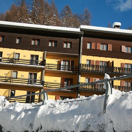 Hotel Etoile De Neige Valtournenche Buitenkant foto