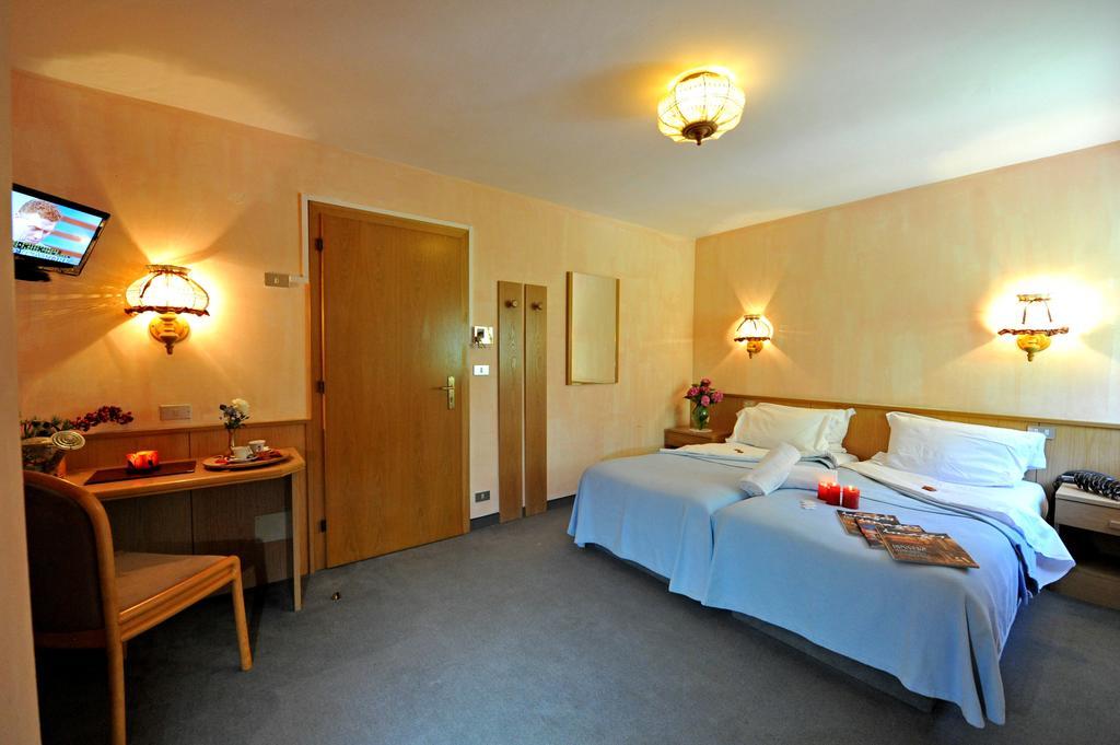 Hotel Etoile De Neige Valtournenche Buitenkant foto