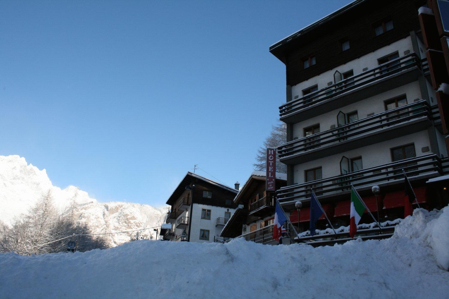 Hotel Etoile De Neige Valtournenche Buitenkant foto